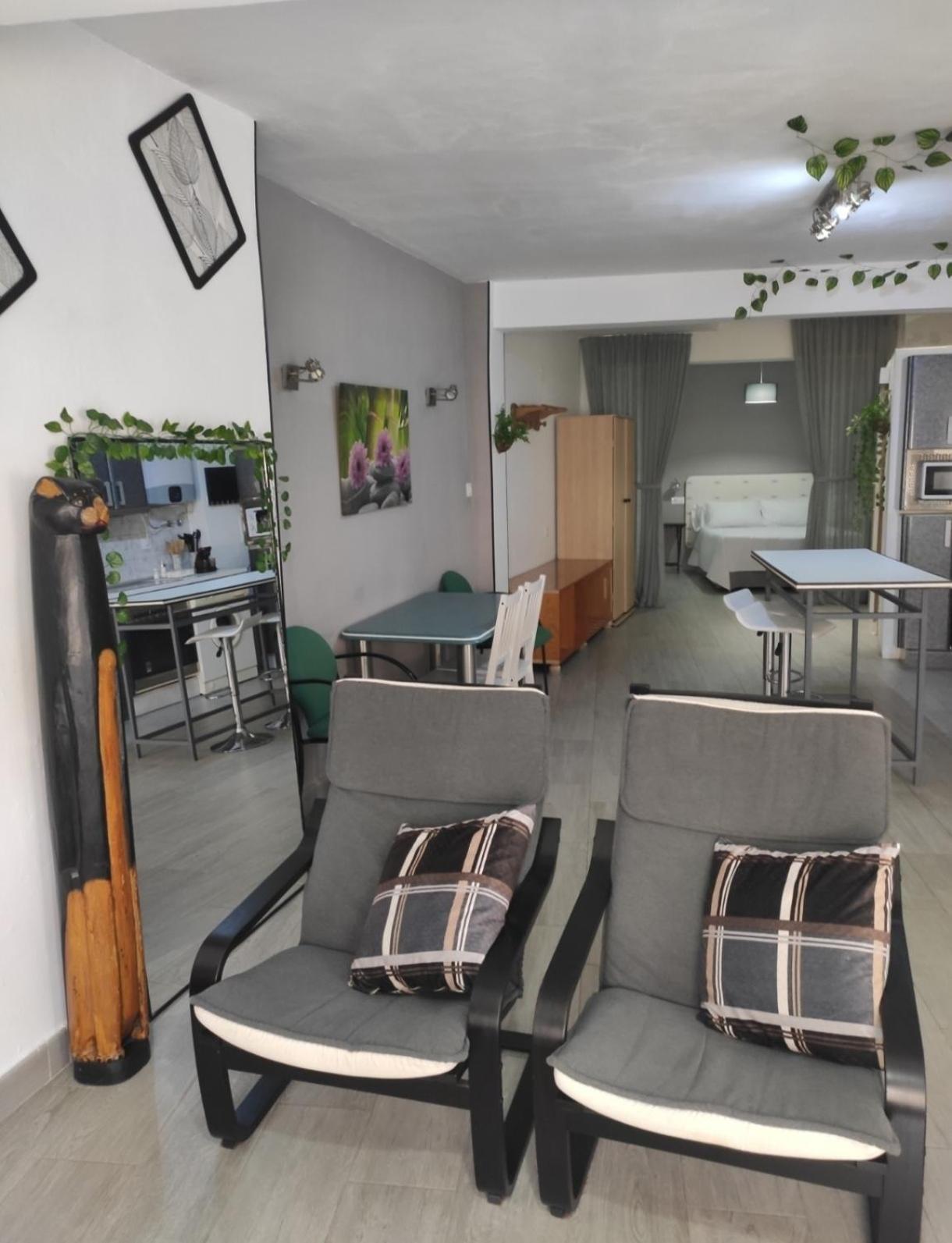 Ferienwohnung Loft Centro Con Parking Gratis Y Azotea Chillout Gratis! Talavera de la Reina Exterior foto